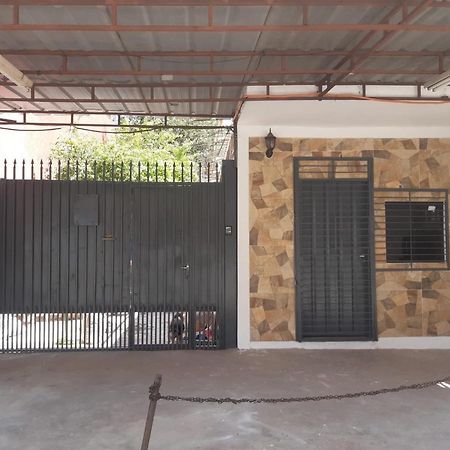 Habitacion En Casa Zona أسونسيون المظهر الخارجي الصورة
